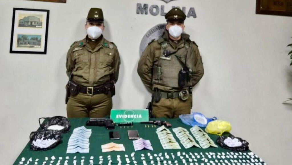 Detienen a dos hombres por tráfico de cocaína y porte ilegal de armas en Molina 1 Detienen a dos hombres por trafico de cocaina y porte ilegal de armas en Molina