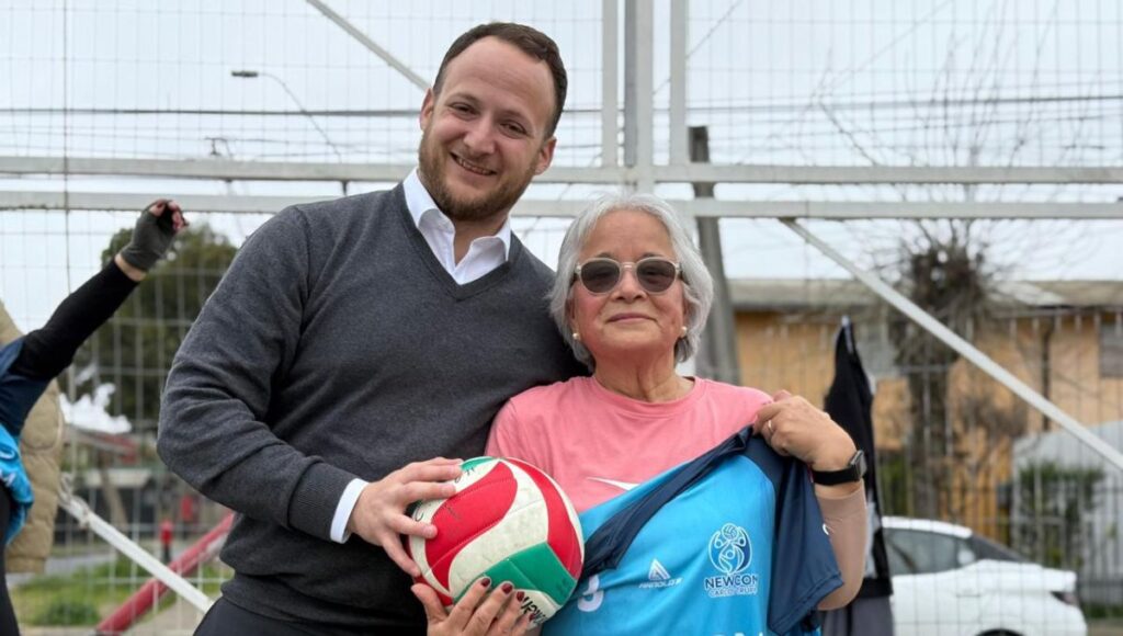 Diputado Jorge Guzman celebra reconocimiento oficial del Newcom como deporte en Chile
