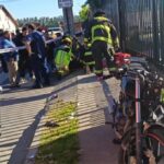 Dos heridos tras choque de motocicleta contra sede social en Curico