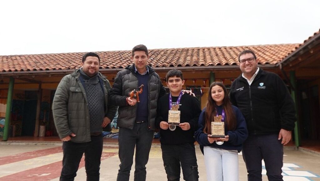Estudiantes de Boyeruca representaron a Chile en la Expo Science International 2025 en Abu Dhabi