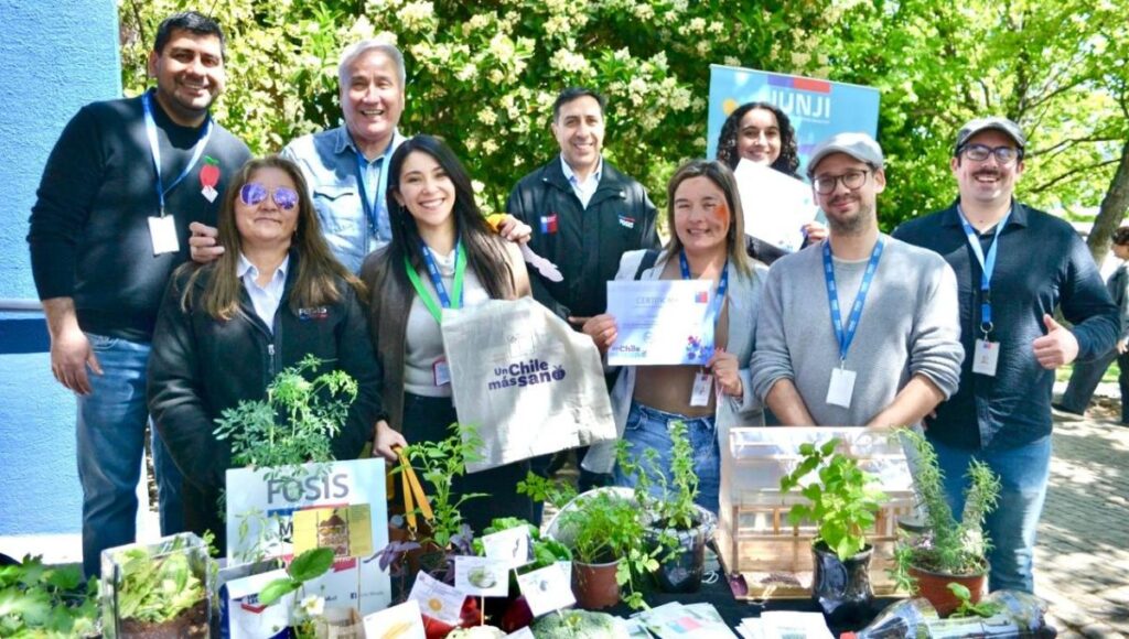 FOSIS conmemoro el Dia Mundial de la Alimentacion en la Universidad de Talca