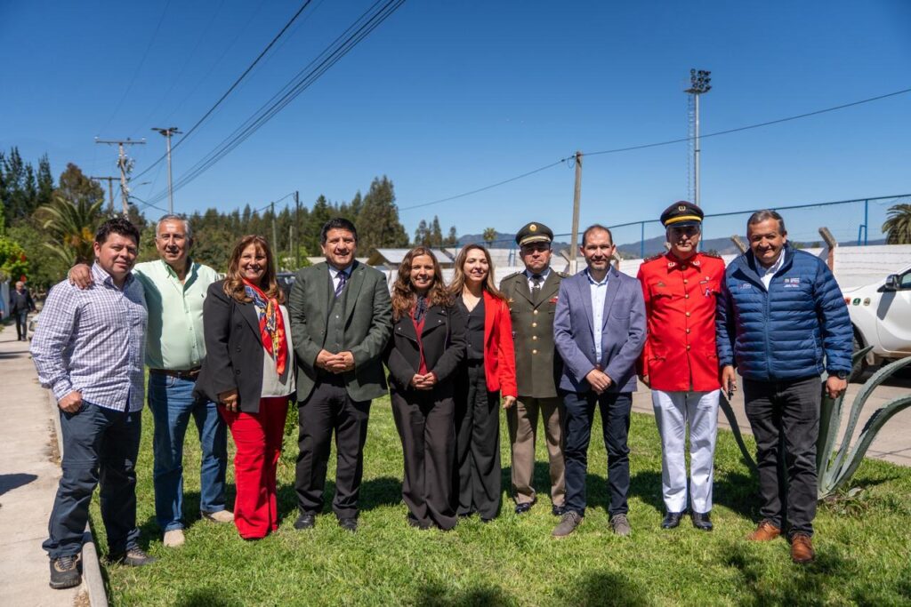 ¡Hualañé celebra más seguridad!: Gobierno del Maule inaugura moderno cuartel de Bomberos y reductores de velocidad 1 Imagen de WhatsApp 2025 10 15 a las 10.44.57 ca28d9f7