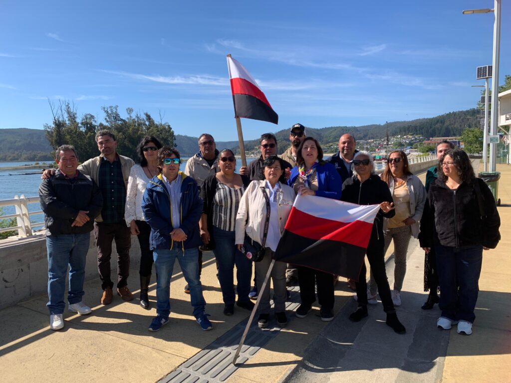 Senadora Vodanovic y pescadores exigen formalizaciones por tragedia de La Bruma 1 Imagen de WhatsApp 2025 10 22 a las 12.04.52 f4ea36e8