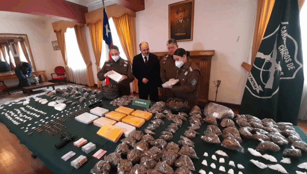 A 16 anos de carcel es condenado sujeto sorprendido con mas de 20 kilos de droga en Talca