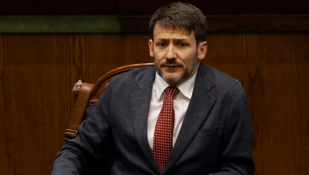 Camara de Diputados aprueba Acusacion Constitucional contra exministro Diego Pardow y el caso pasa al Senado