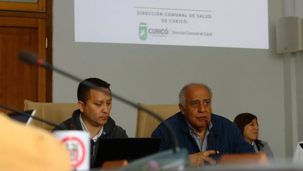 Departamento de Salud de Curico adquiere moderno furgon climatizado para el traslado seguro de medicamentos