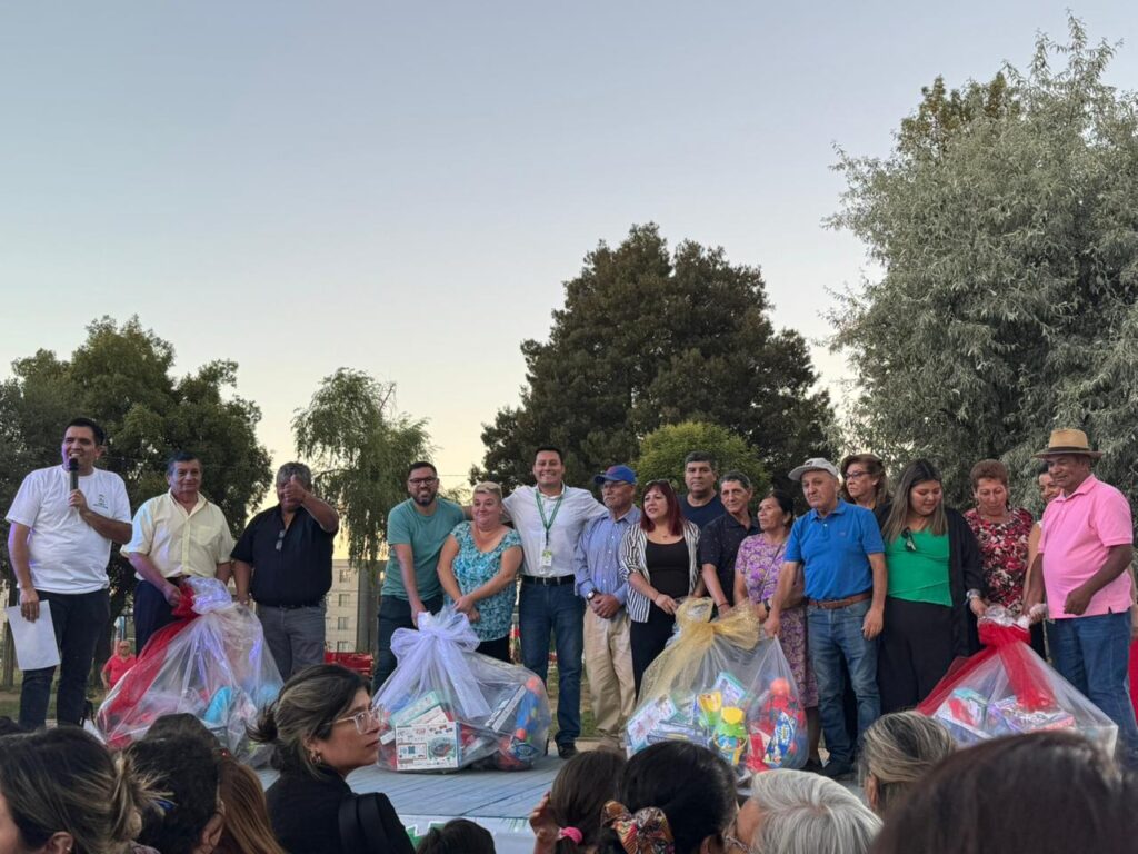 Caravana de Navidad llena de alegría a niños de Santa Fe 1 Foto 3 Caravana Santa Fe