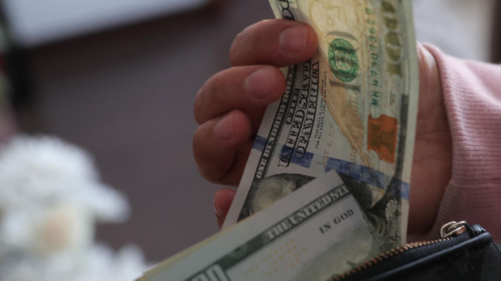 Dólar cae tras triunfo de José Antonio Kast 1 file 20251215085552