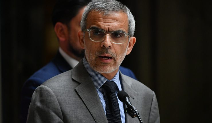 A UNO 1692325 1 740x430 1