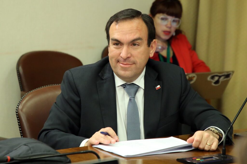 WhatsApp Image 2025 12 23 at 18.41.35