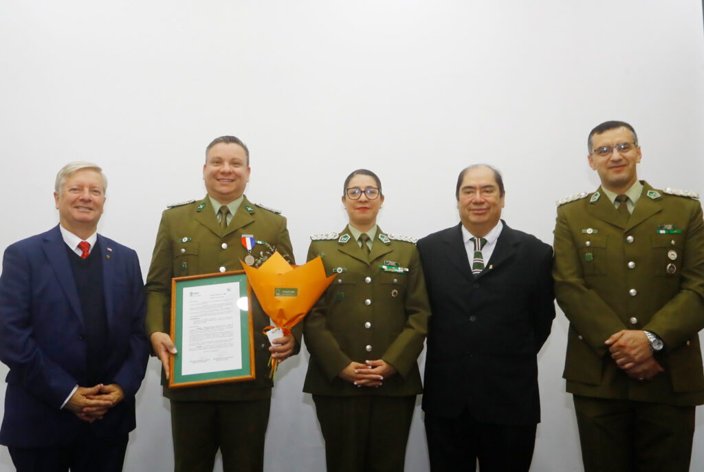 Foto 3 Medalla de Plata