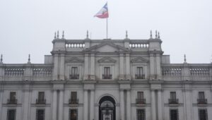 Gobierno descarta auditoria internacional y opta por revision interna del gasto publico