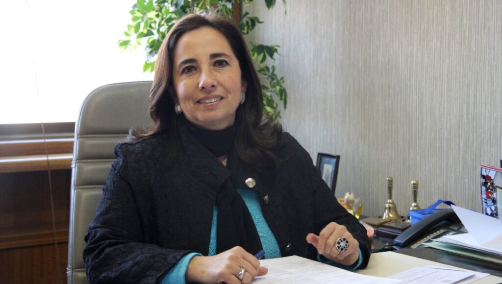 Senadora Alejandra Sepulveda asume presidencia de la Comision de Agricultura del Senado
