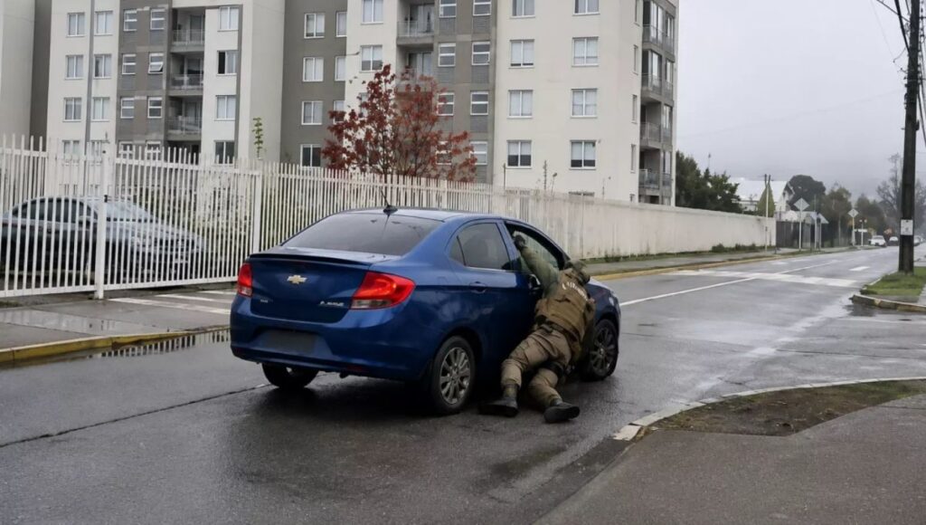 Carabinero fue arrastrado mas de un kilometro durante fiscalizacion vehicular en Chiguayante