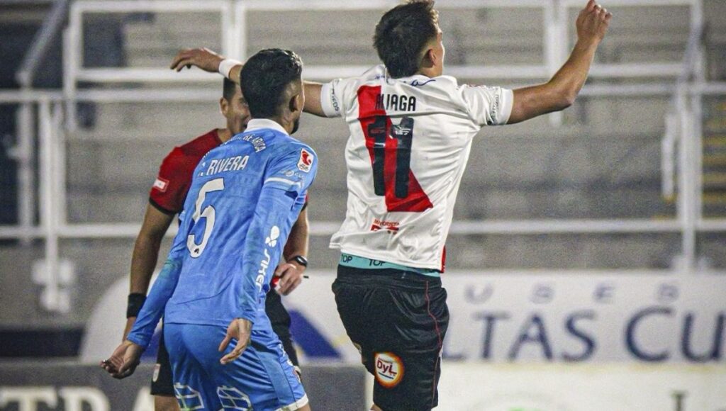 Curico Unido rescata agonico empate ante San Marcos de Arica en La Granja