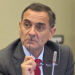 Diputado Javier Munoz califica como un mal chiste reajuste de 7.546 al sueldo minimo propuesto por el Gobierno