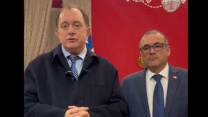 Ministro Poduje compromete acelerar normativa de terrenos en Curepto En seis meses tiene que estar listo