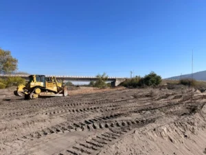 robo de combustible afecta a maquinaria que realiza obras de mitigacion invernal en el rio mataquito