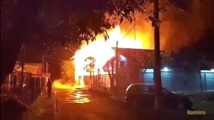 incendio estructural afecta a vivienda en el sector cordillerilla de curico