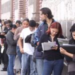 EASEC advierte que crisis de empleo juvenil se agrava por «competencias invisibles» ante caída histórica de ofertas laborales