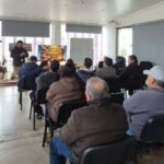 Productores de Romeral participaron en capacitación sobre valor agregado e inocuidad apícola