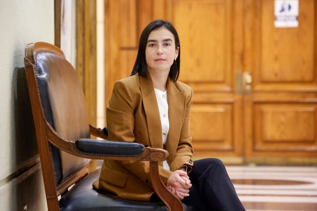 Diputada Paz Charpentier 2