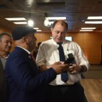 Alcalde Pablo Urrutia logra compromiso del ministro Iván Poduje para destrabar proyecto habitacional Loncopangue