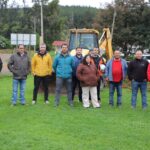 Municipio de Licantén inicia obras para mejorar la cancha de fútbol de Lora