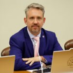 Diputado Alejandro Riquelme propone golpear el negocio de las apuestas online: bloquear pagos en vez de perseguir páginas espejo