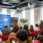 Certifican a 22 cuidadoras de postrados con apoyo del GORE, CRDP y AIEP