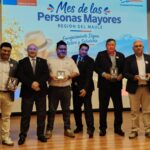 Radio Favorita recibe reconocimiento del SENAMA Maule por su compromiso con las personas mayores